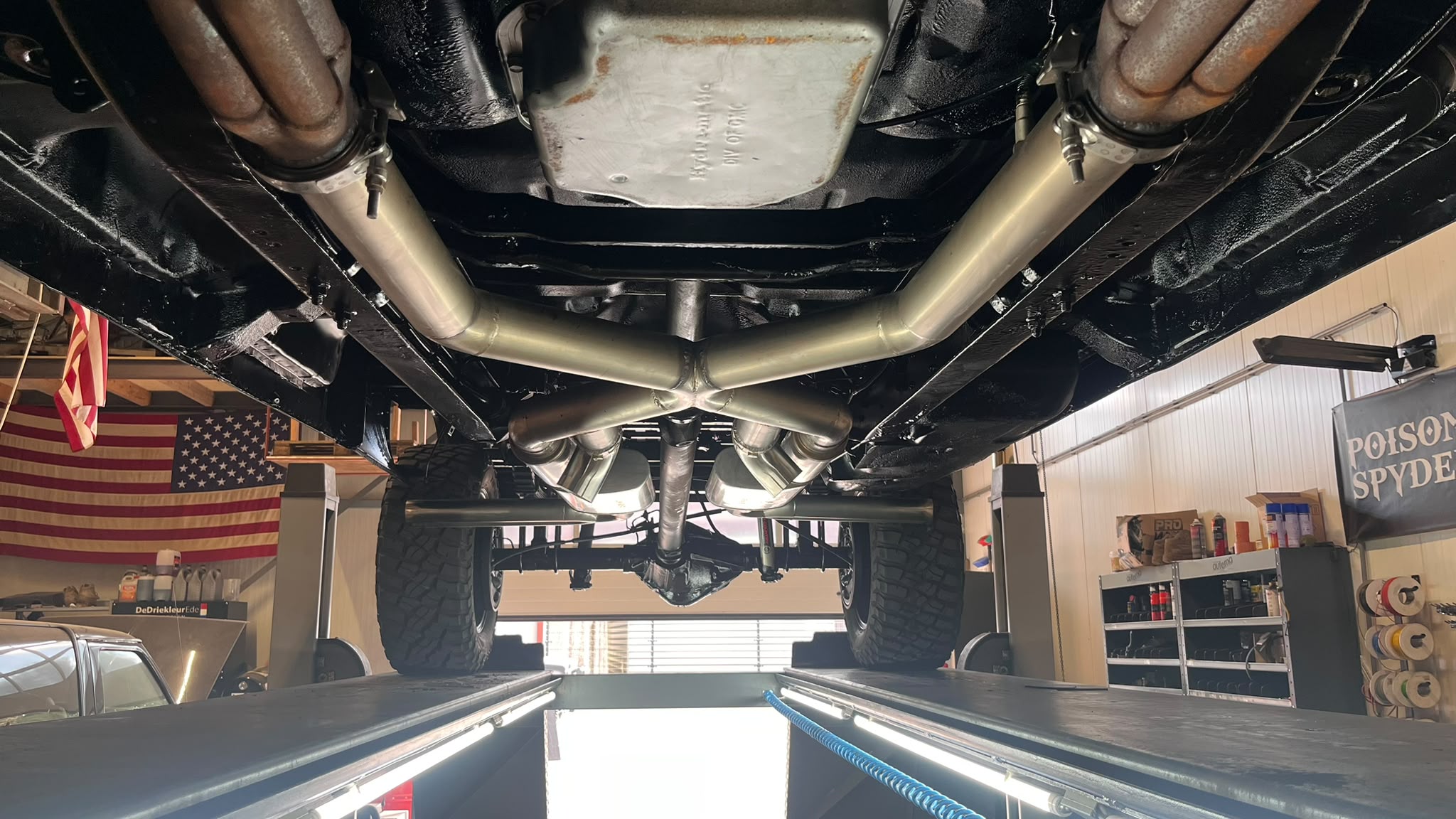 RVS uitlaatsysteem op maat bij VDH Autoservice
